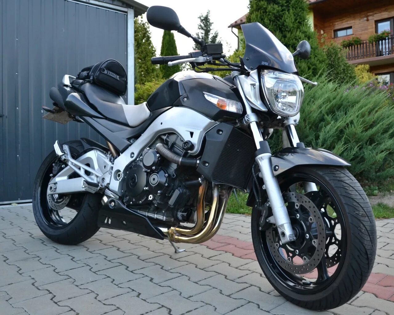 Honda gsr600. Suzuki gsr 600 2007. Suzuki gsr 600 2006. Сузуки гср 600. Gsr 600.