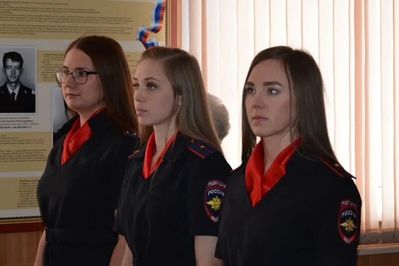 Инспектор по делам несовершеннолетних. Пдн. Отдел по делам несовершеннолетних мвд россии. Сотрудники пдн. Пдн сотрудник полиции.