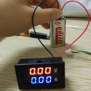Маленький вольтметр