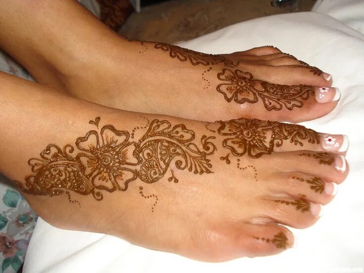 15 Gorgeously Designed Henna Tattoos with Unbelievably Intricate Patterns Henna,