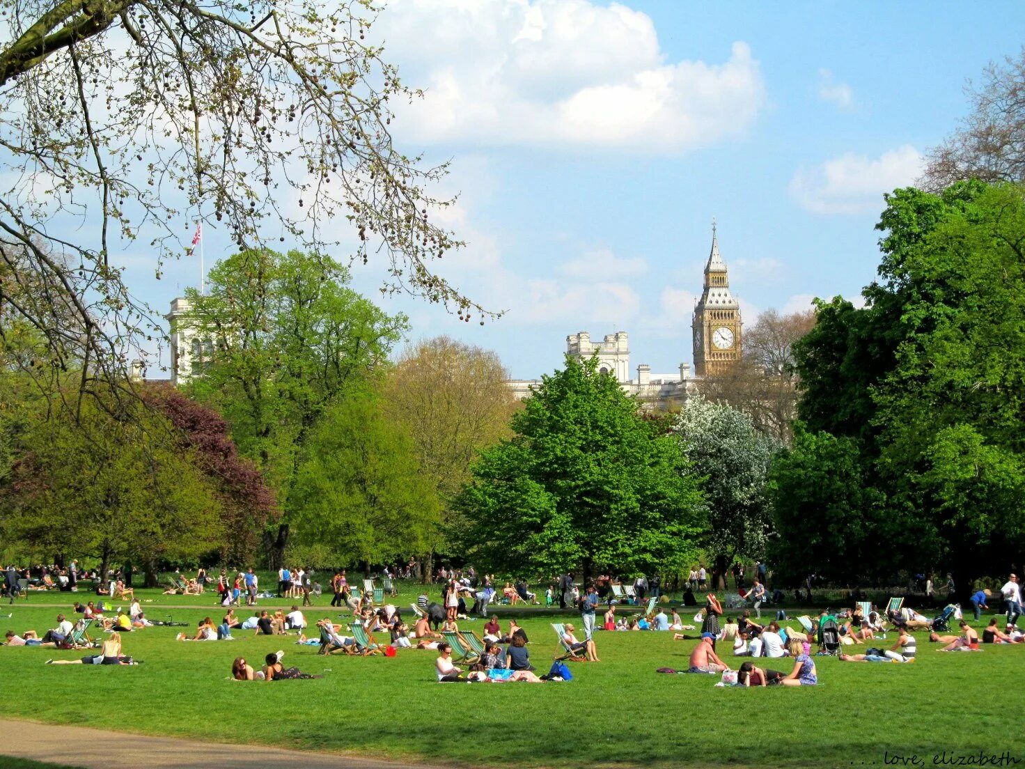 Hyde park in london. Грин парк лондон. Парк лондона hyde park. Гайд парк в лондоне. Гайд парк в лондоне.