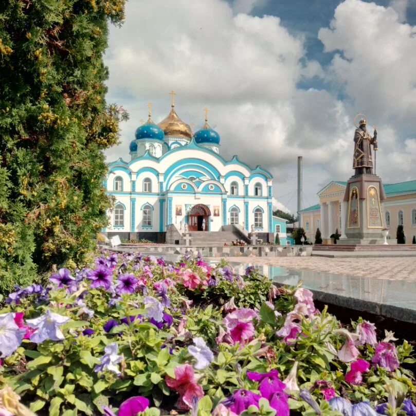 Цветы задонск. Цветы задонск. Елец задонск. Храм тихона задонского в задонске. Цветы задонск.