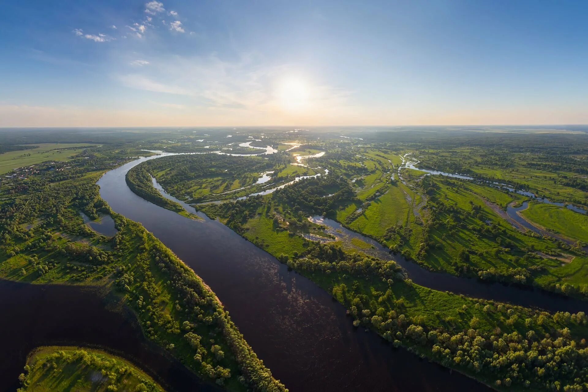 Припять (река) реки Белоруссии. Природа Беларуси Припять река. Река Припять в Беларуси. Река Припять в Беларуси фото. Какие реки в белоруссии