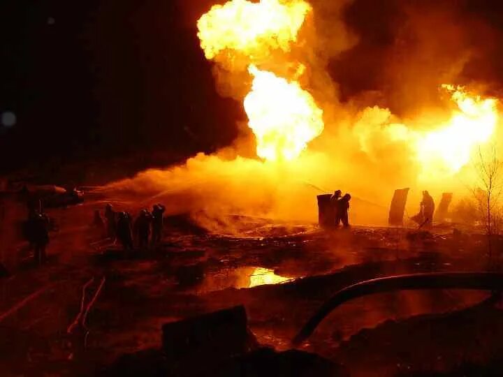 Тушение газовых и нефтяных пожаров. Тушение газовых и нефтяных пожаров