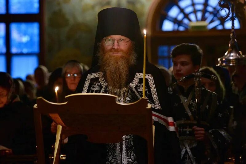 01. Спас канал пасха. Телеканал спас богослужение в орле. Митрополит ювеналий. Телеканал союз прямой эфир божественная литургия.