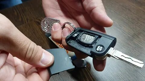 Как сменить батарейку