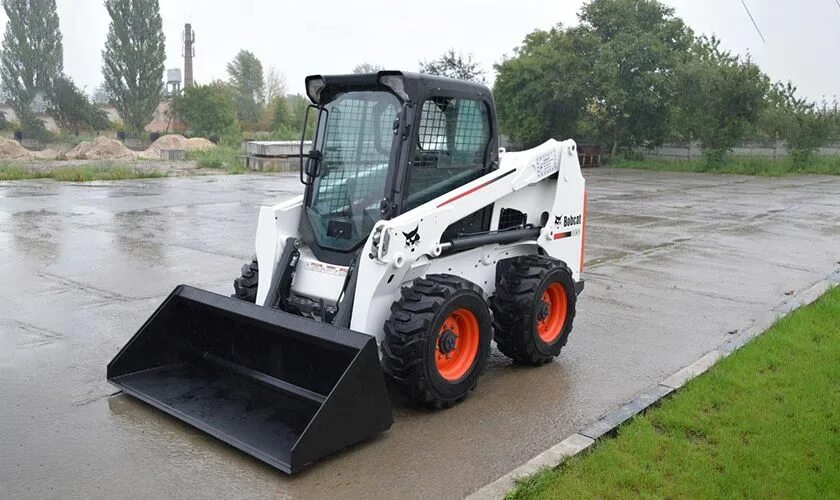 Bobcat s630. Погрузчик Bobcat s630. Мини погрузчик Bobcat s630. Мини погрузчик Бобкэт 630. Бобкэт s650.