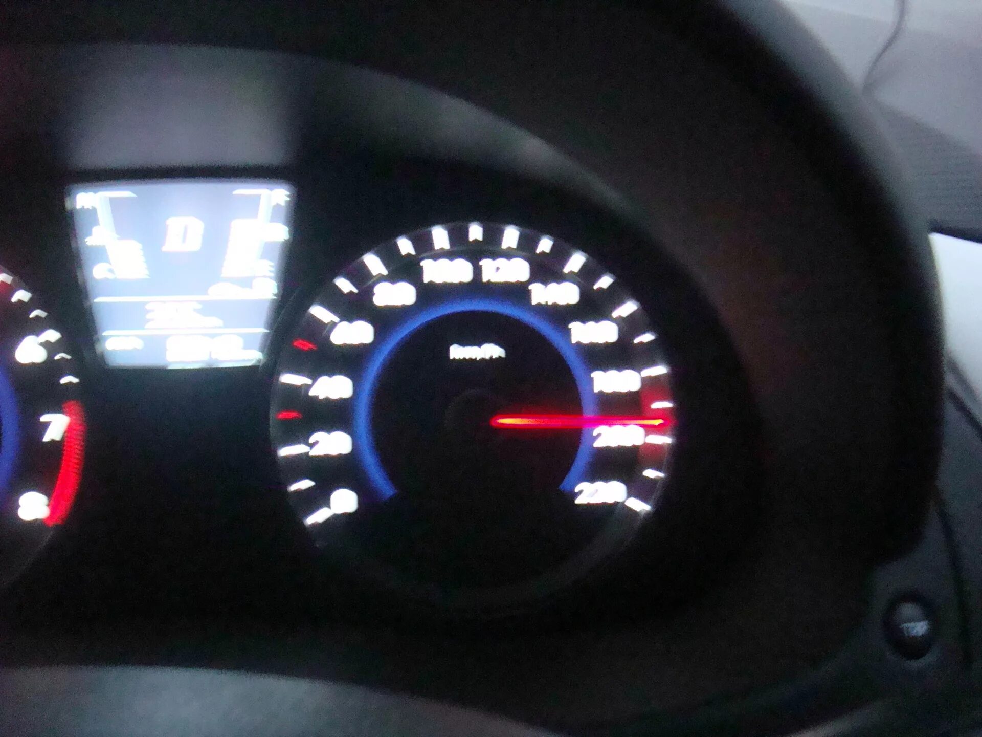 Спидометр hyundai solaris. Спидометр солярис 1. Спидометр hyundai solaris. Спидометр хендай солярис 2013. Солярис спидометр 200.