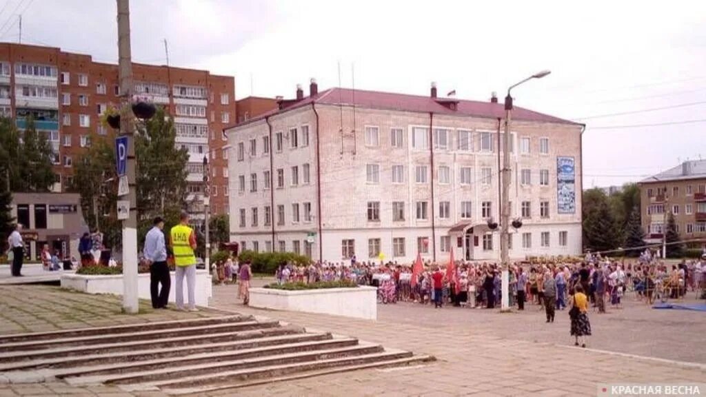 Погода вятские поляны. Вятские Поляны 1990. Вятские Поляны люди. Вятские Поляны Кировская область население. Город Вятские Поляны Кировской области население.