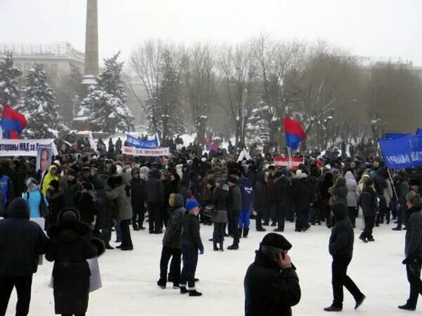 Митинги в поддержку Хабаровска в СПБ 1 август 2020 года. Митинг против России в Донецке 2022 фото. Митинги в Луганске в поддержку Путина. Антироссийский митинг в Донецке 2022 фото. Митинги прошедшие в городах