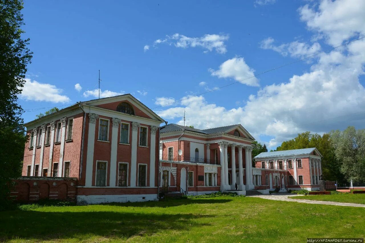Каким качеством отличались предметы в усадьбе