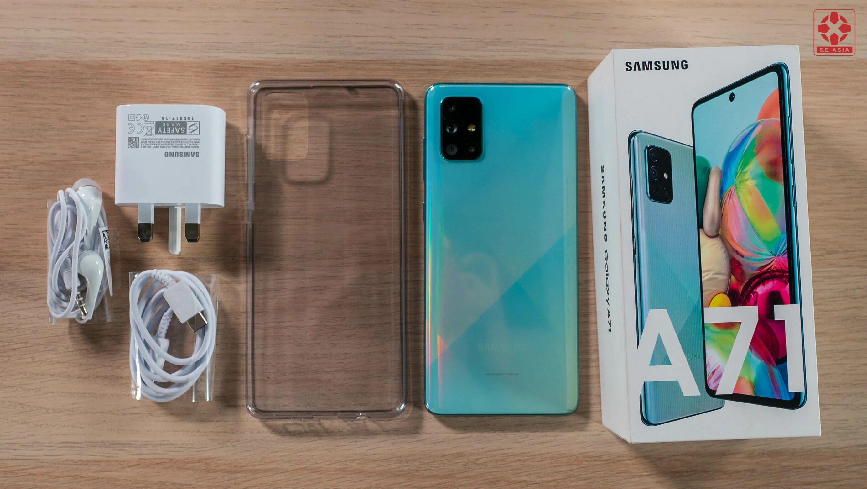 Galaxy a55 256 гб. Samsung galaxy a71 комплектация. samsung galaxy a71 128gb. samsung galaxy a71 6128gb. samsung galaxy a71 samsung.