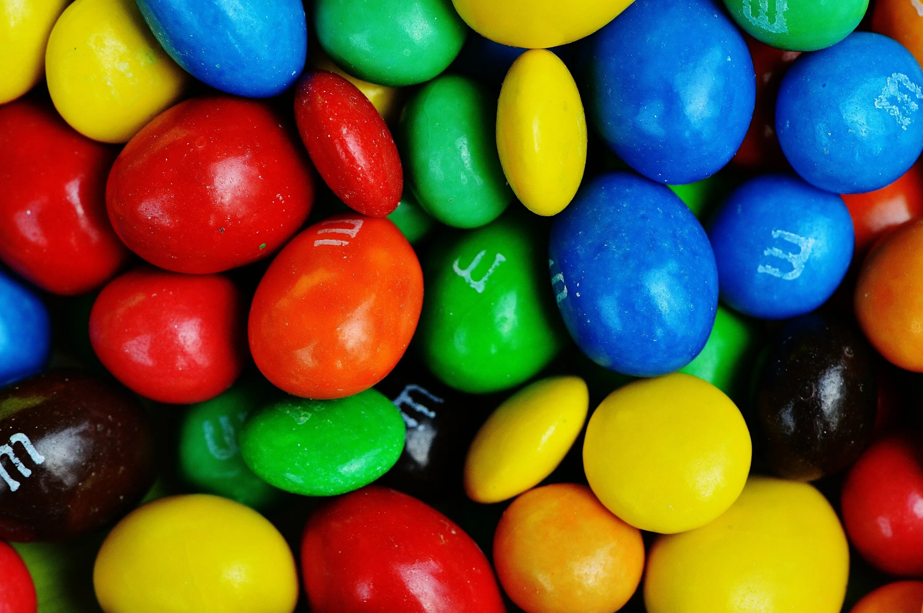 M m фото. Цвета m m's. Цвета ммдемс. Палитра m&m's. Цвет м&м драже цвета.