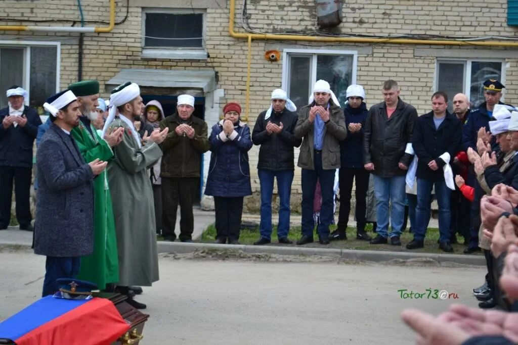 Похороны в старой Кулатке. Кулатка Ульяновской области. Старая Кулатка Ульяновская область. Похороны Старая Кулатка.