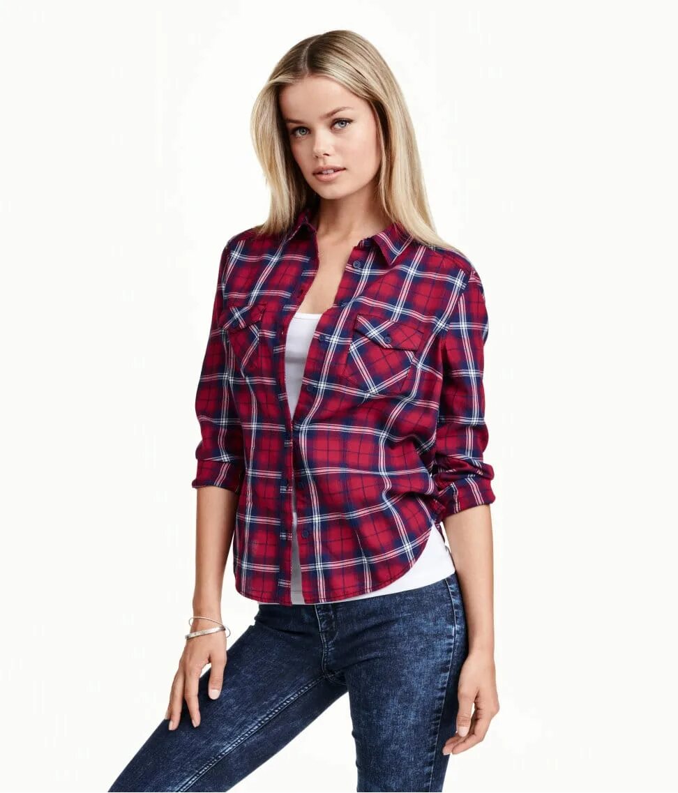 Модная клетчатая рубашка женская. Красивые рубашки для девушек. Рубашка в клетку 2024. Рубашка в клетку 2024. Рубашка женская.