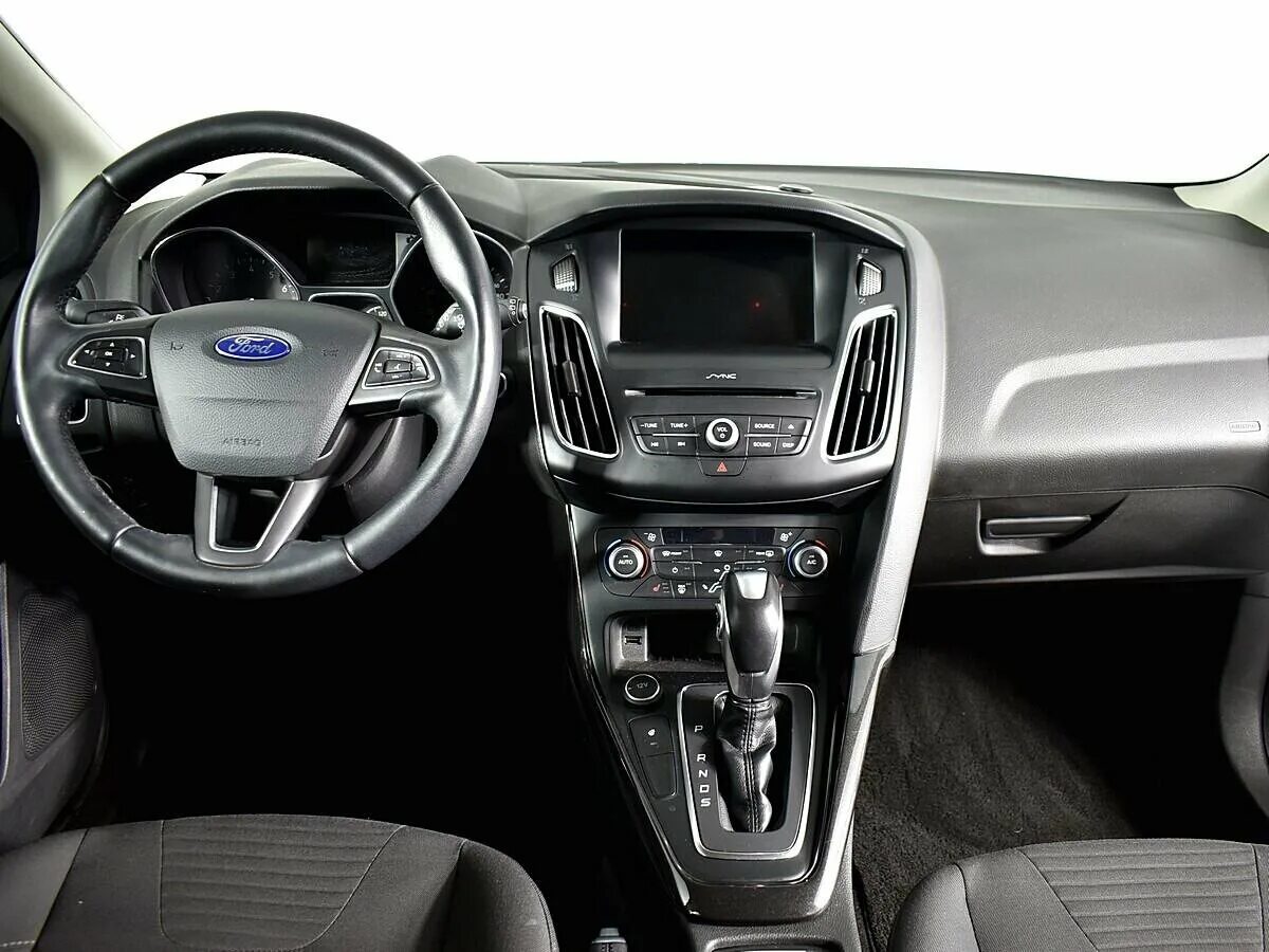 Форд фокус титаниум 2018. Форд фокус 3 рестайлинг хэтчбек салон. Ford focus, 2012 sync edition. Форд фокус 3 рестайлинг 2015 салон. Форд фокус 2016 салон.