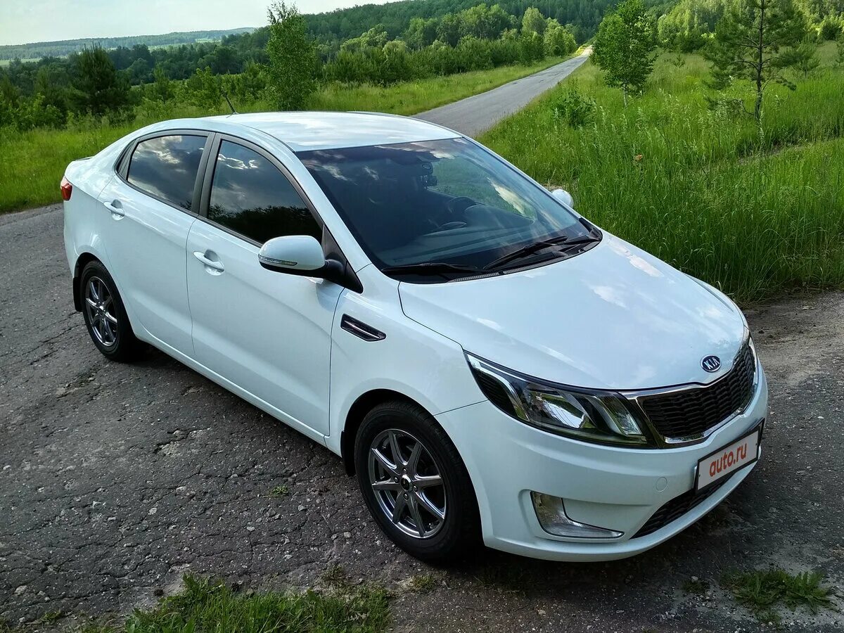 Купить машину киа с пробегом. Kia Rio III 2012. Kia Rio 2012. Kia Rio 3 2012. Кия Рио 2012.