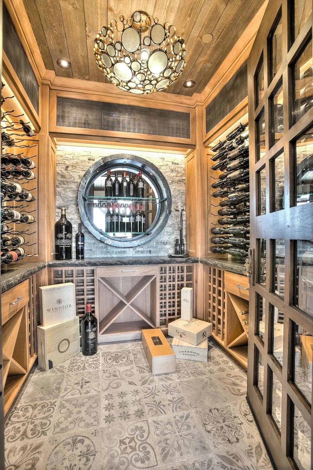 Винный погреб интерьер. Винный погреб мрия. Винный погребок вино wine cellar. Стеллажи в погреб. Винная комната.
