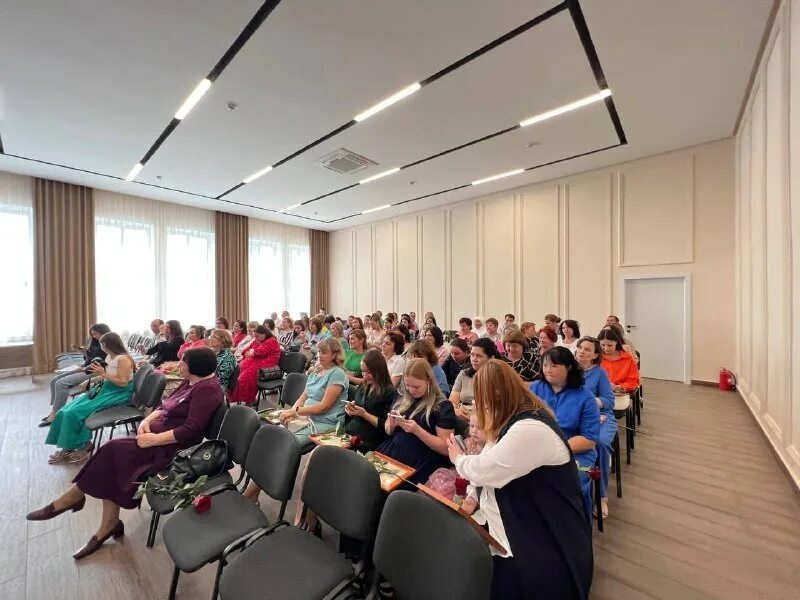 Лекция в больнице. Валеева д р. Субботник тула. Валеева д р. Артур валеев журналист.