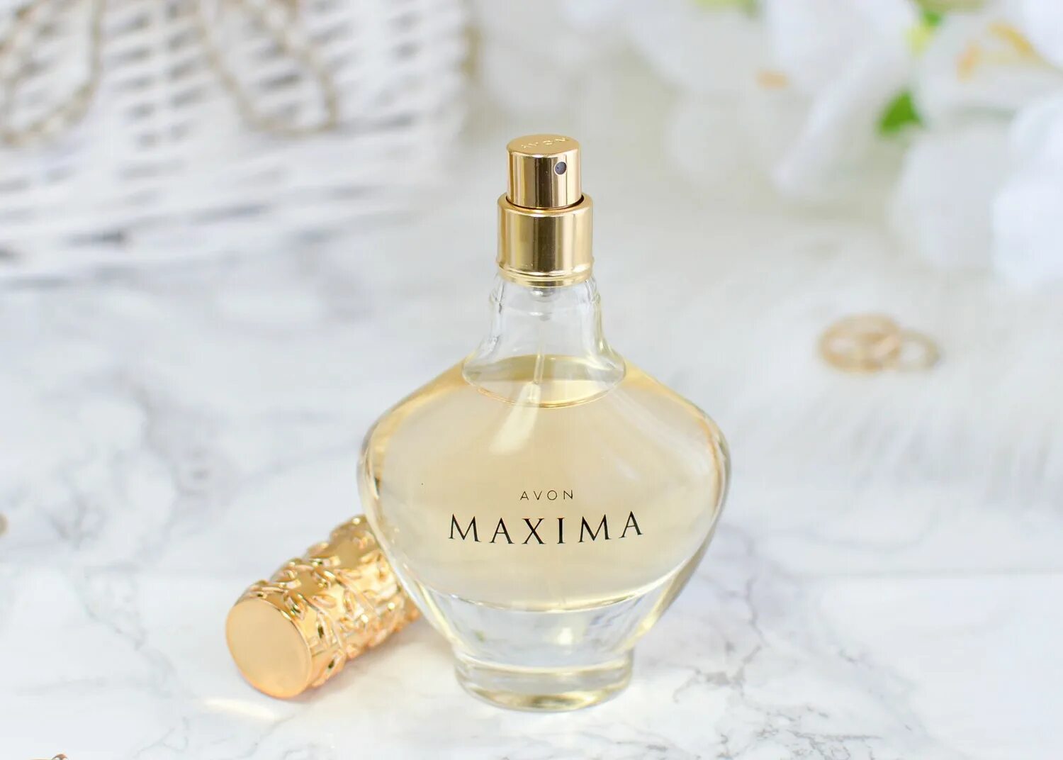 Avon maxima. Духи Максима эйвон. Парфюмерная вода Avon maxima icon.