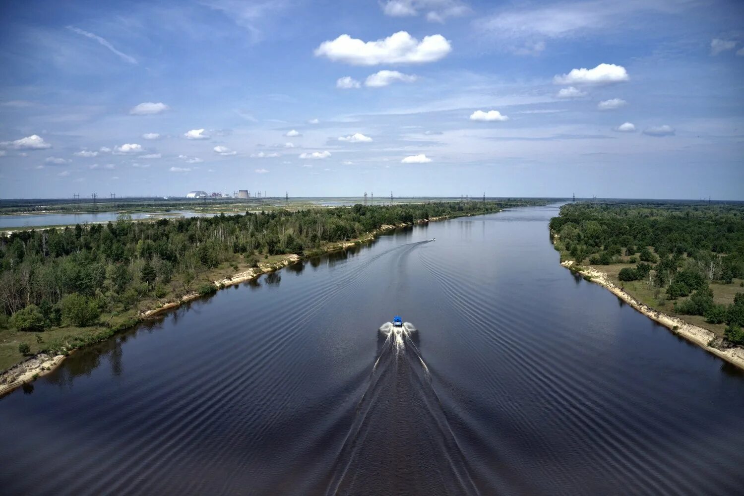 Река Припять. Река Припять в Белоруссии. Гомель река Припять. Бассейн реки Припять. Судоходные реки и озера