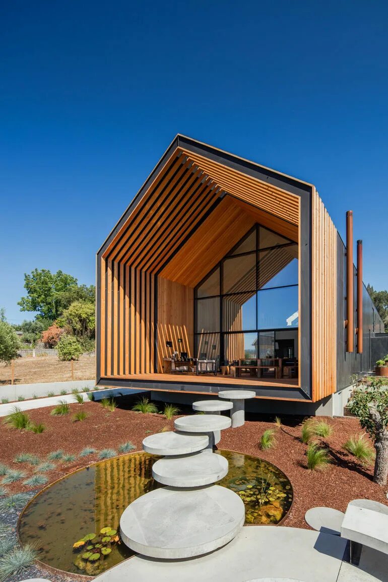 Дом create. Дом из бетона. Подсветка загородных домов. Современные дома. Стиль хайтек в архитектуре.