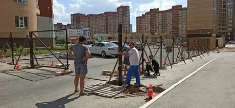 Перекрываем двор