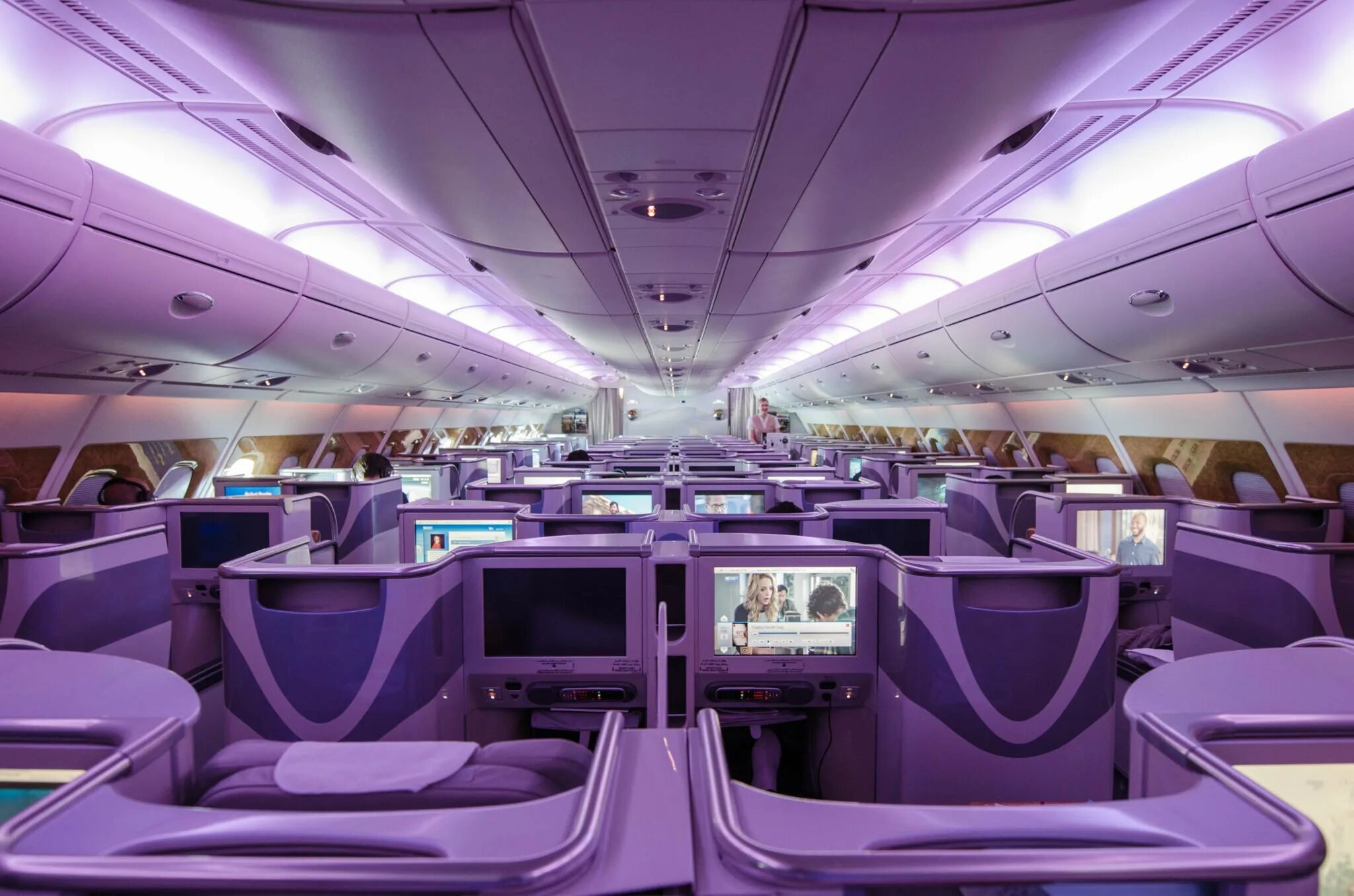 Аэробус 380 салон. Аэробус 380 салон. Аэробус 380 салон. Airbus a380 внутри. Самолет а380 салон.