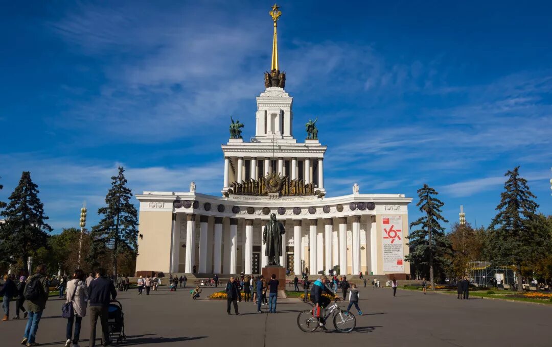 Вднх в москве павильоны. Парк вднх. Выставка достижений народного хозяйства вднх, ввц. Павильон достижений народного хозяйства. Павильон достижений народного хозяйства.
