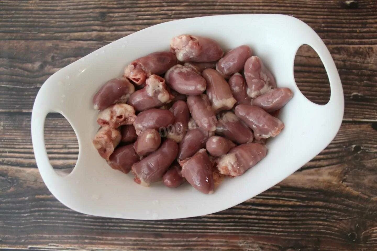 Сколько по времени готовятся куриные сердечки. Куриные сердечки в соусе. сливочные куриные сердечки. куриные сердечки калорийность.