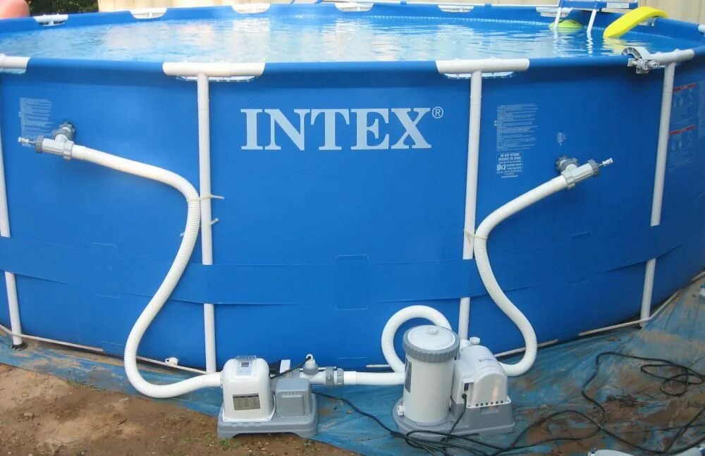 Выход воды. Насос Intex присоединение к бассейну. Intex Pool Pump 1000gph. Подсоединение насоса к бассейну. Подключение насоса к бассейну.