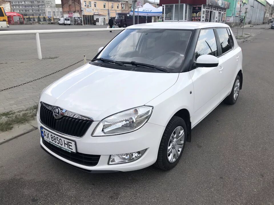 Шкода фабия 2013. Шкода фабия 1 2013. Skoda fabia 2 2013. 2. Шкода фабия комплектации 2013.