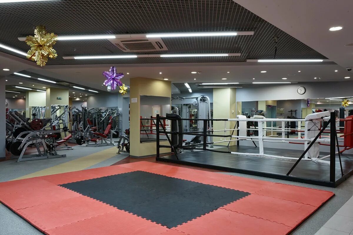 World class отзывы. World class капитолий вернадского. world class вернадского 6. world class капитолий бассейн. спортзал world class москва.