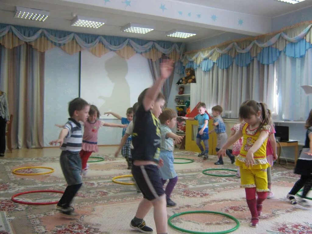 летчики для детского сада. музыкальная игра летчики. лётчики на аэродром. сюжетно ролевая игра аэропорт в подготовительной группе. Playmobil 4310.