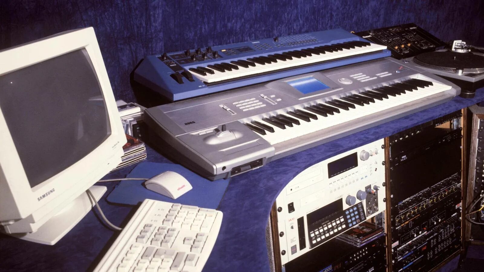 Oberheim vst. Yamaha синтезатор yamaha modx7. Apple piano keyboard. Синтезатор через компьютер. Роланд vst.