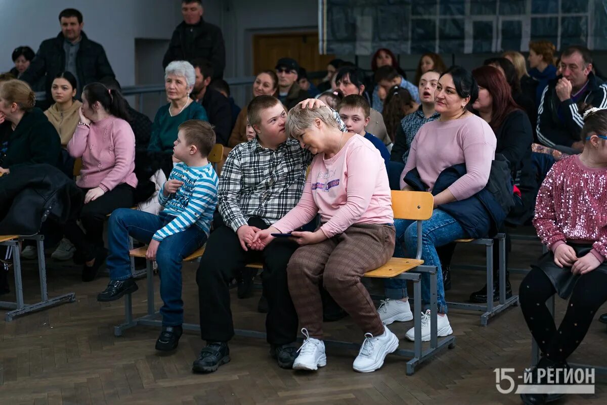 Праздник Дауна. Праздники для детей с синдромом Дауна Владикавказ. Синдром Дауна праздник. Праздник для детей даунов. Праздник даунов