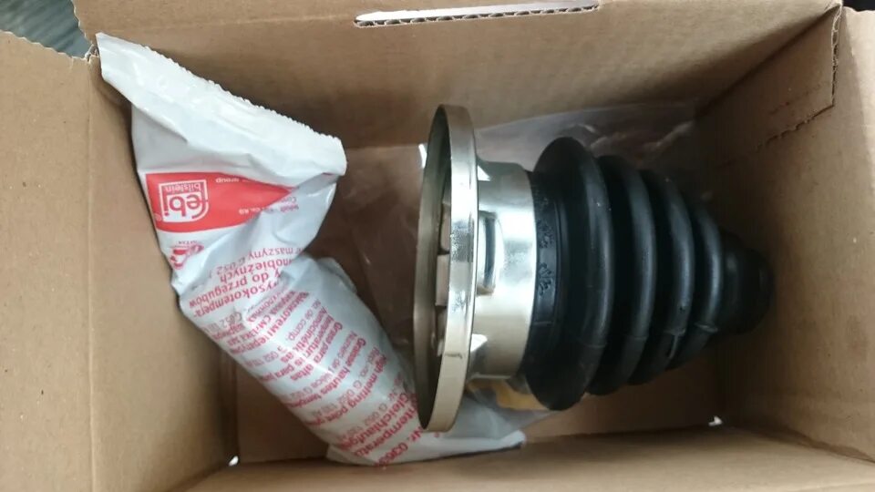 Внутренний шрус тойота рав 4. Смазка шруса тойота рав4. Ремкомплект внутреннего шруса рав4 2002. Шрус рав 4. Gkn пыльник.