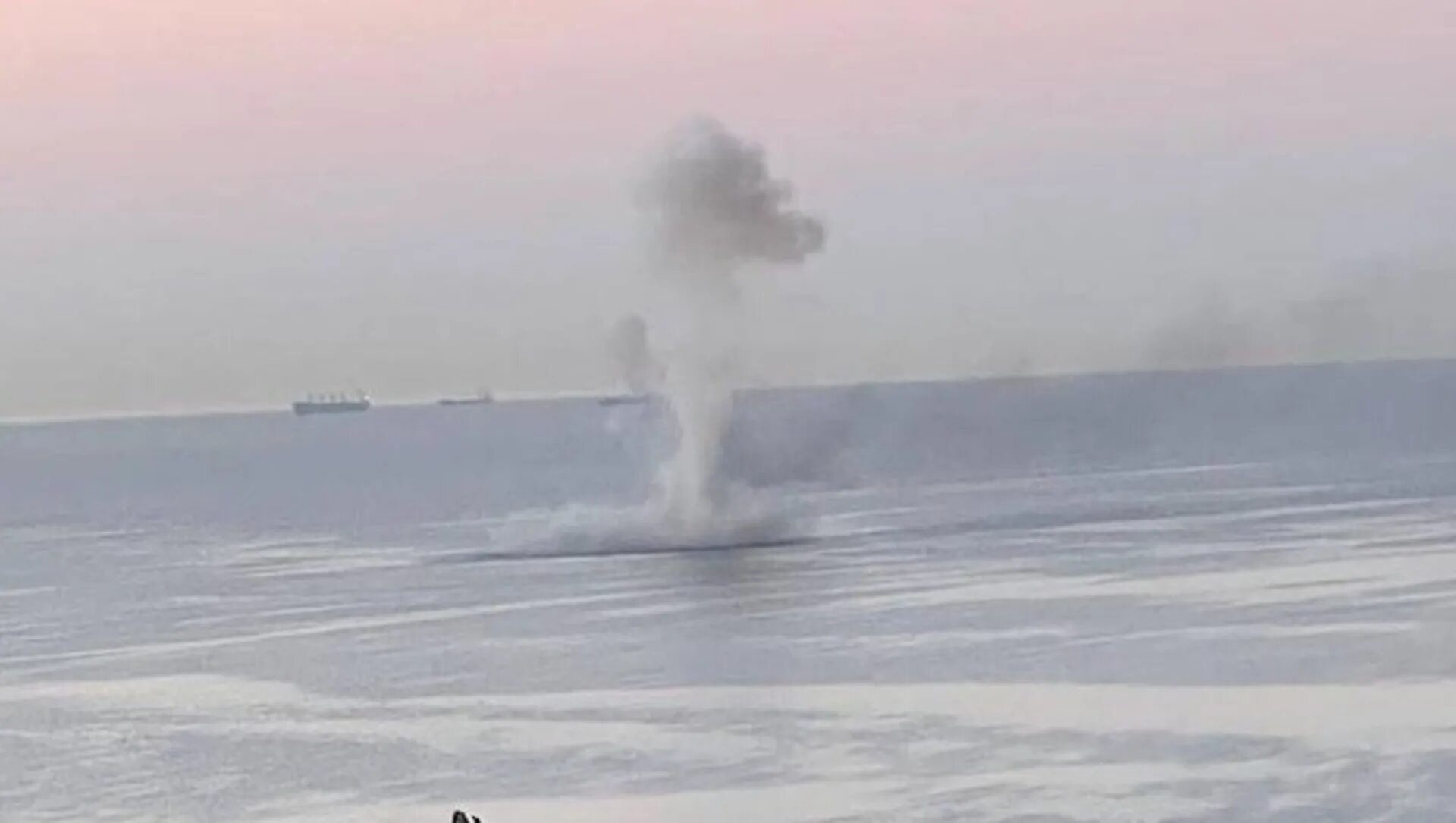 В крыму атаковали корабль