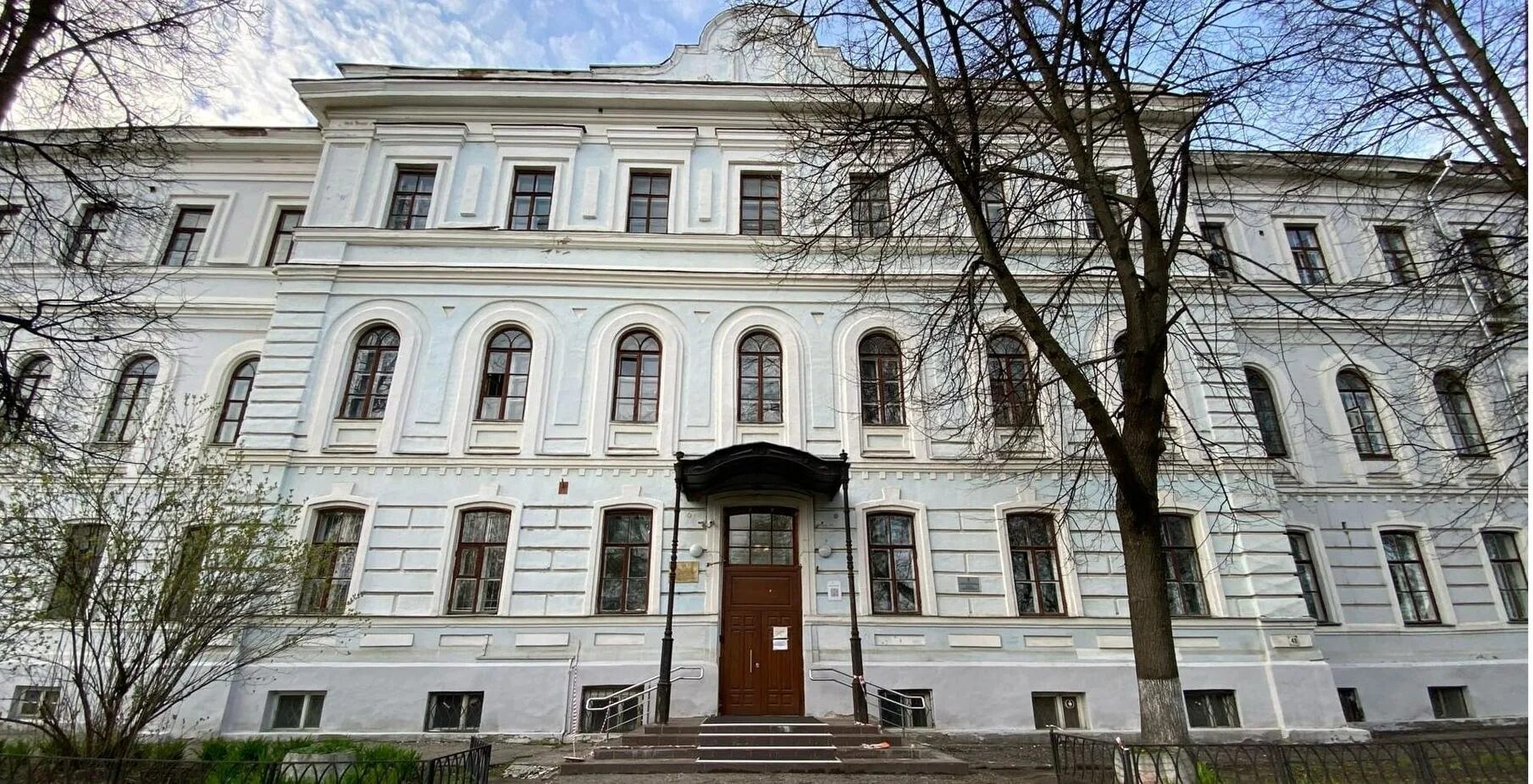 Ягпу ушинского ярославль. Д. Ушинский университет ярославль. Педагогический институт в ярославле. К.