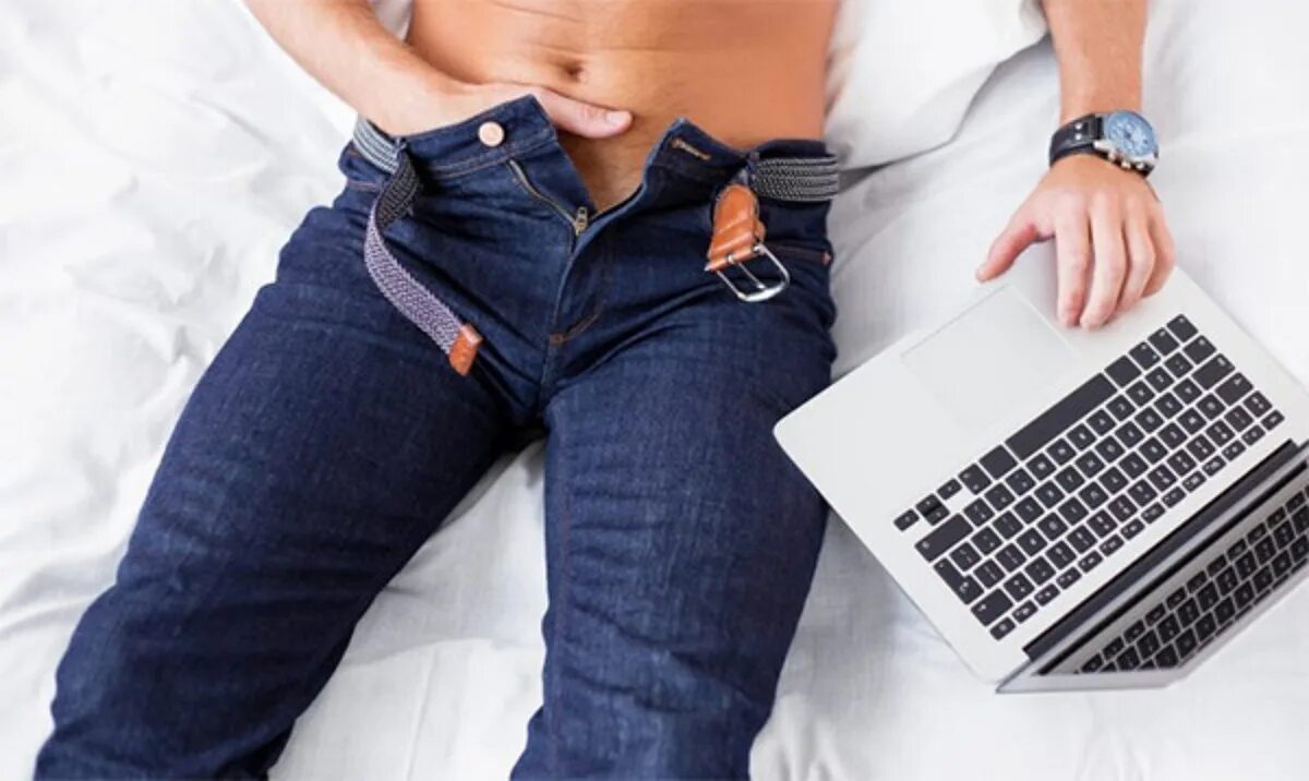 Мужчина и женщина потенция. Креативная импотенция. Автовизитка с номером телефона прикольная. Upset disappointed frustrated разница. Парень держится за голову.