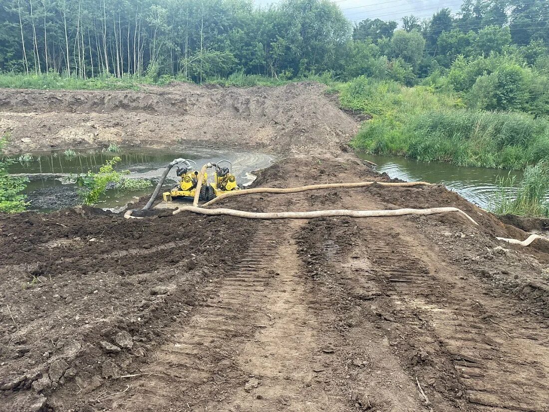 На курском водохранилище. Курское водохранилище щетинка. Курское водохранилище. Водосбпос на Щитинке. Водосброс.