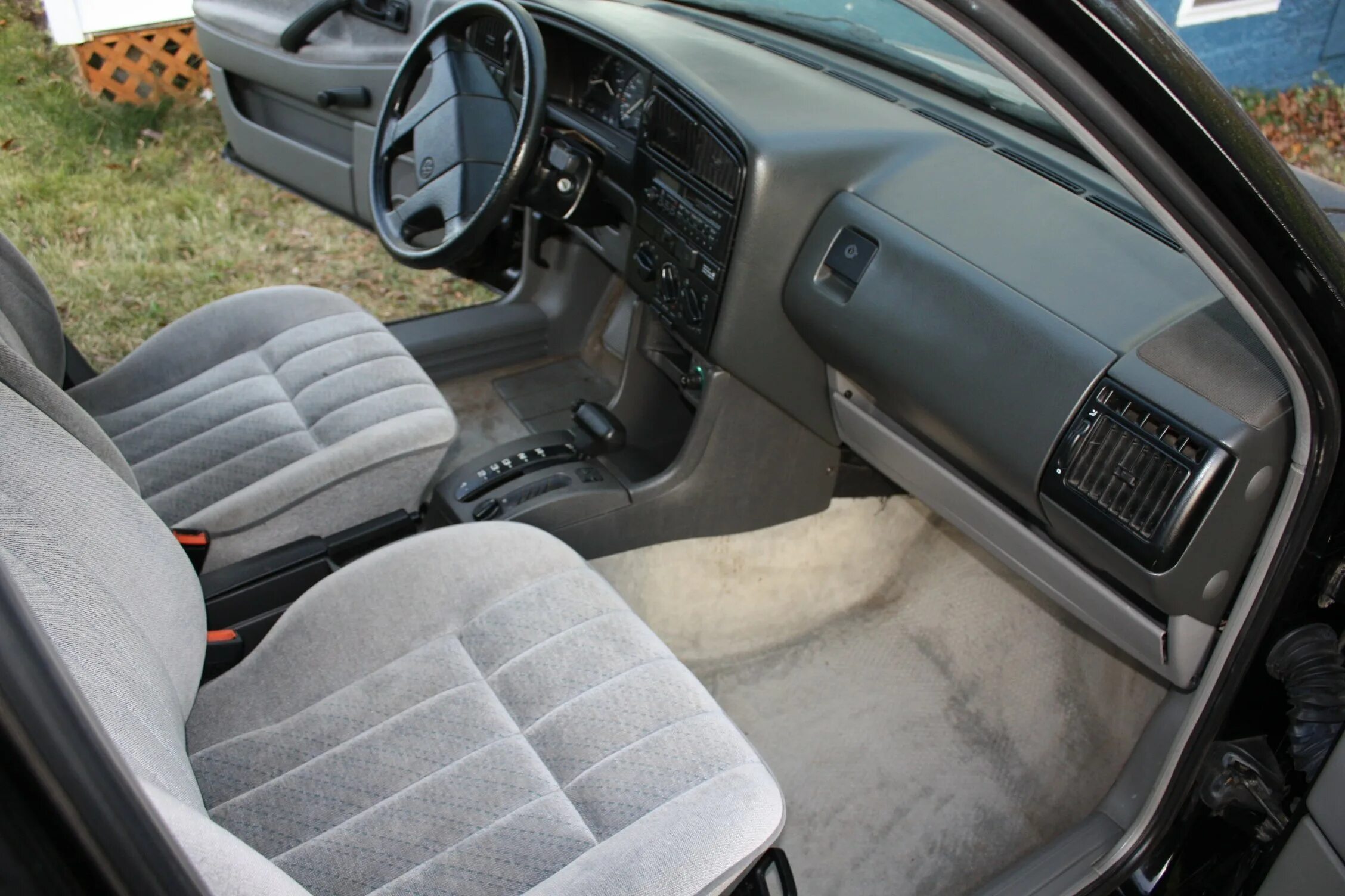 Фото салона Passat b3. - Volkswagen Passat B3, 2 л, 1993 года своими руками DRIV