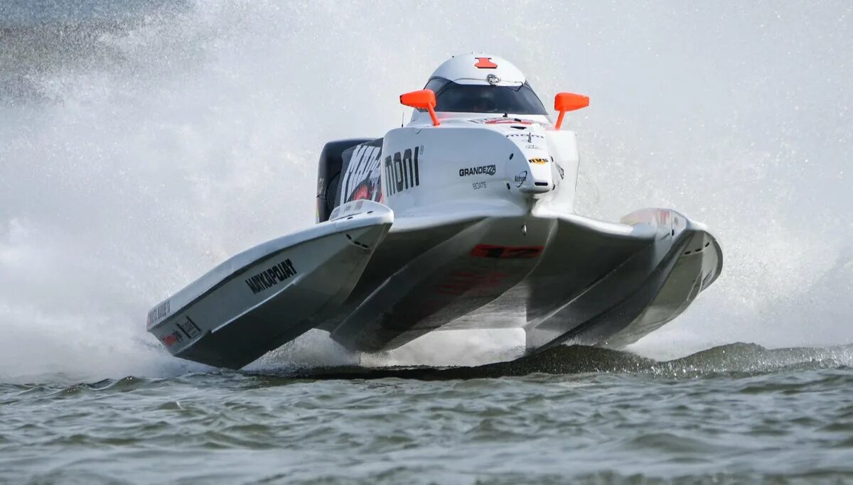 Формула-1 (водно-моторный спорт). Powerboat f1. Водные гонки. Водная формула 1. Когда можно на лодке выходить на воду