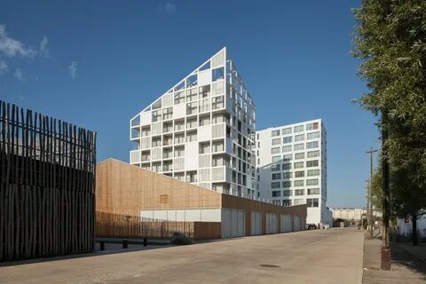 Unit housing