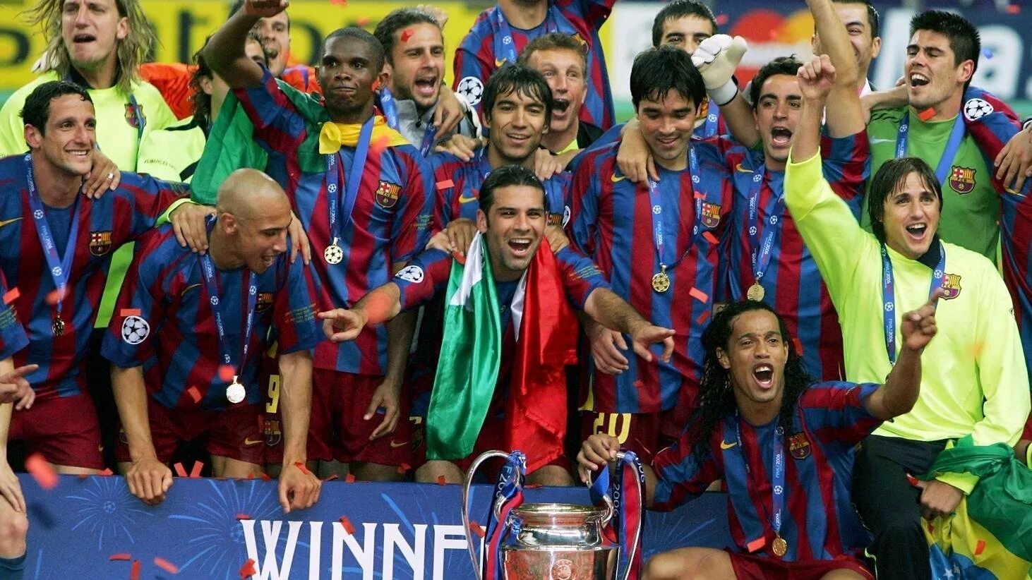 Барселона 2006. Финал лиги чемпионов 2006 барселона арсенал. барселона арсенал финал лч 2006. барселона 2006 лига чемпионов. месси победитель лиги чемпионов 2006.