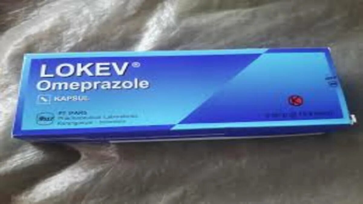 Таблетки Омепразол Тева. Омепразол 20 мг. Омепразол синие таблетки. Омепразол производители зарубежные. Омепразол лучший производитель