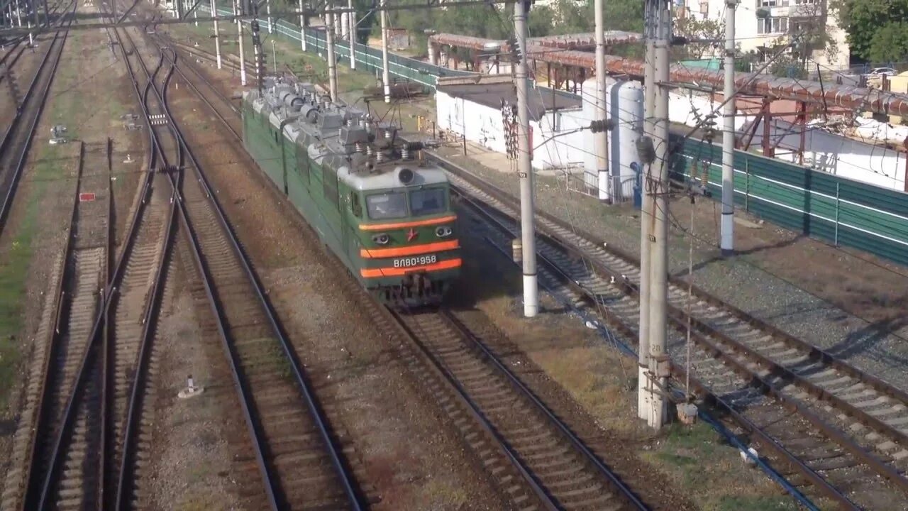 Поезд москва борисоглебск. Вл80с на станции поворино. поворино станция ржд. жд мост поворино. станция волгоград 1 грузовой поезд.