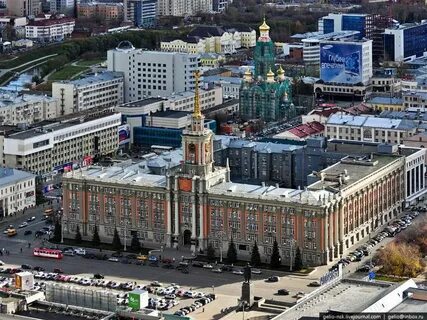 Площади в екатеринбурге названия