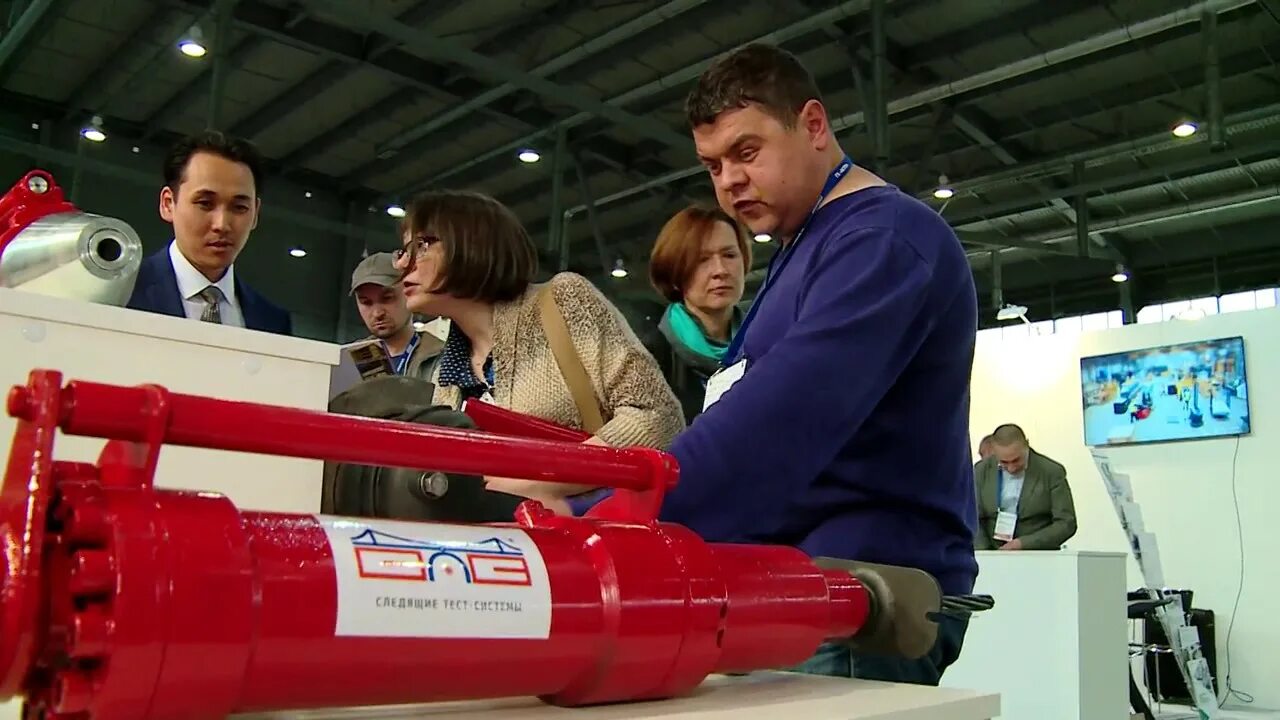 Спзо фрейсине. Стс следящие тест системы фото. Следящие тест системы. Следящие тест системы. Оператор станка cnc.