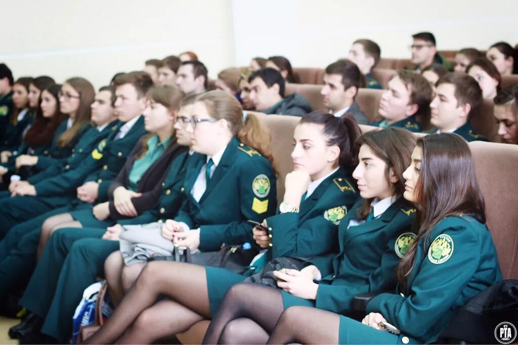 Российская таможенная академия санкт-петербург. Таможенное дело санкт петербург. Форма таможенника. Рта российская таможенная академия. Опря сергей иванович санкт-петербургская таможня.